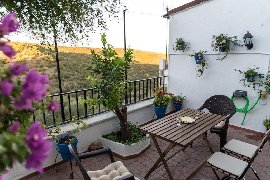 Casa Centrica Con Vistas A La Sierra Villa Hornachuelos Luaran gambar